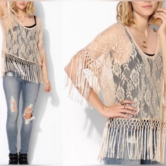 Chic Lace Fringe Poncho - Picture 1 of 4